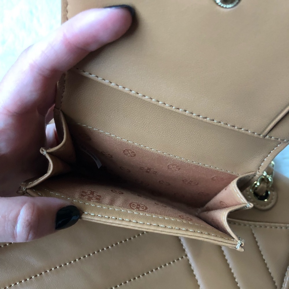 🎉HP🎉Tory Burch Alexa Purse/Wallet Set - Picture 3 of 6